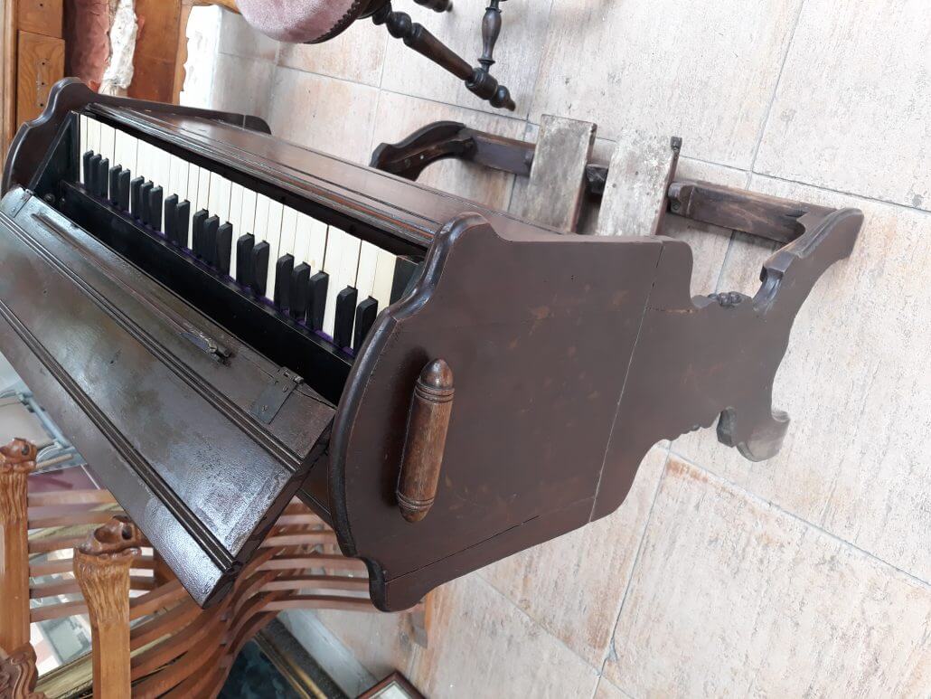 Eski Piyano Aleti